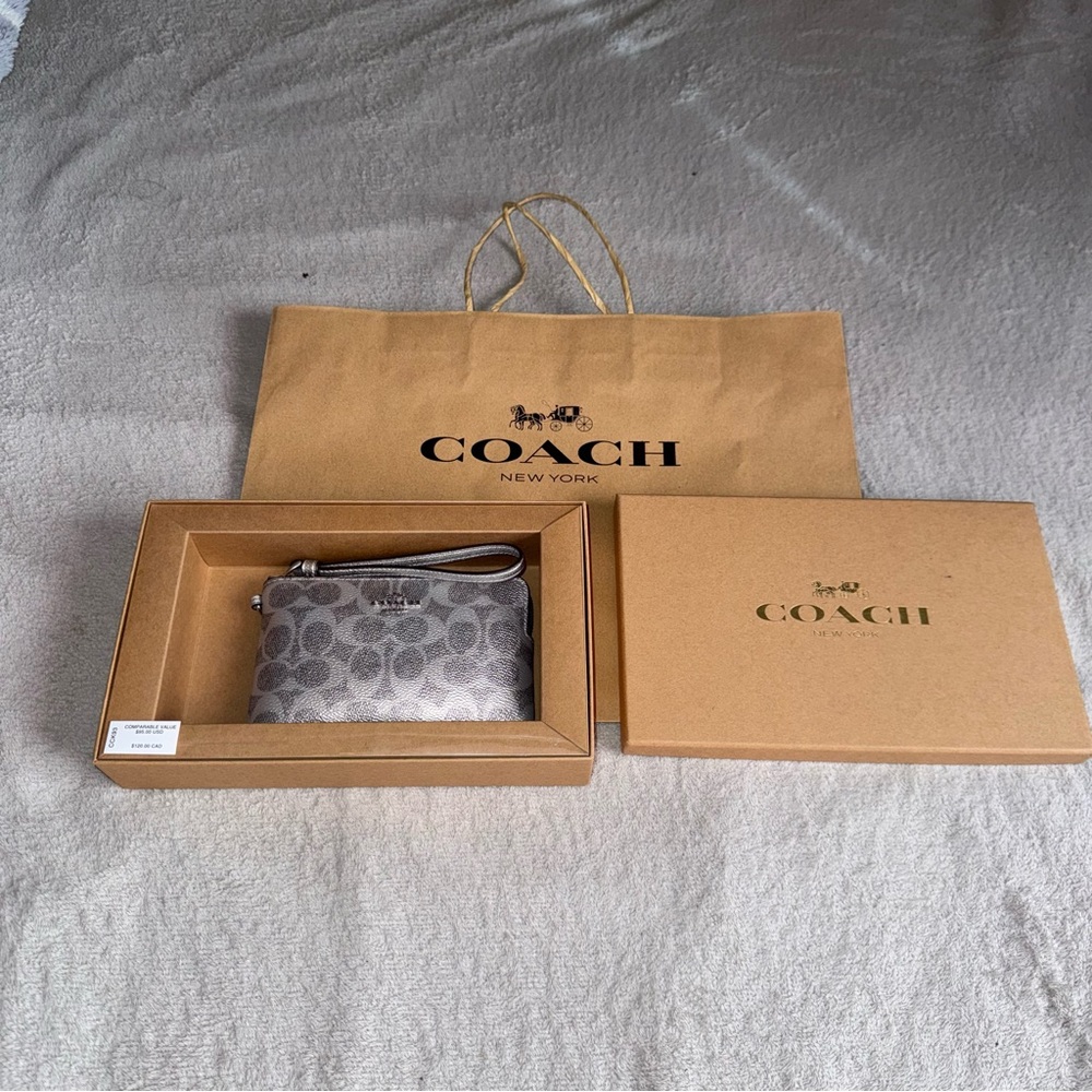 Coach Gift Box and Shopping Bag Set - Brown